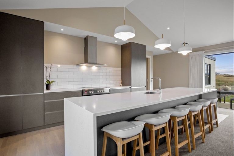 Photo of property in 1 Cunninghams Drive, Jacks Point, Queenstown, 9371