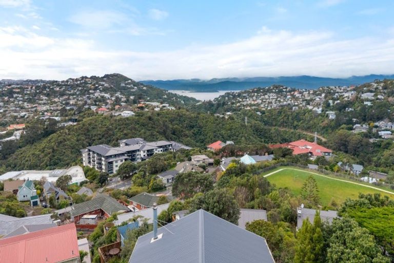 Photo of property in 51 Winston Street, Crofton Downs, Wellington, 6035