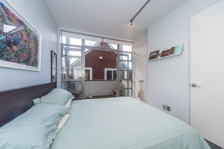 Photo of property in Vespa Apartments, 303/20 Hanson Street, Mount Cook, Wellington, 6021