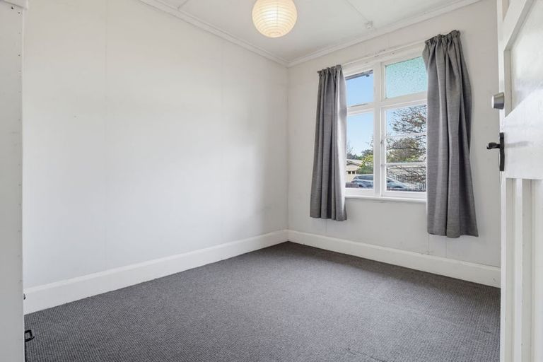 Photo of property in 68 Chelwood Street, Takaro, Palmerston North, 4412