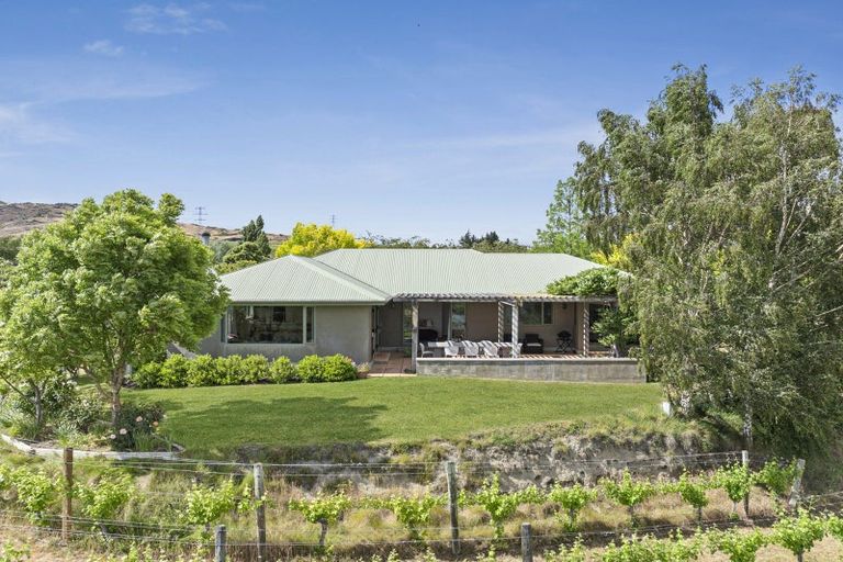 Photo of property in 15a Cairnmuir Road, Nevis, Cromwell, 9384