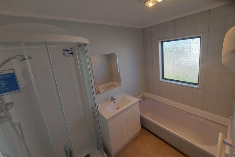 Photo of property in 23 Jasmine Grove, Maungaraki, Lower Hutt, 5010