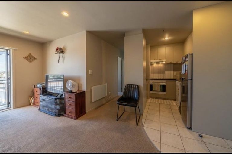 Photo of property in 5n/10 Crown Lynn Place, New Lynn, Auckland, 0600