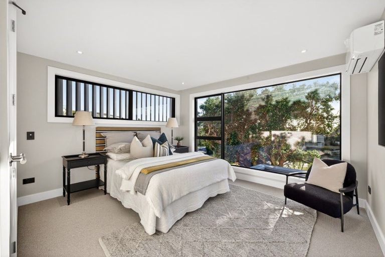 Photo of property in 52 Beach Road, Castor Bay, Auckland, 0620