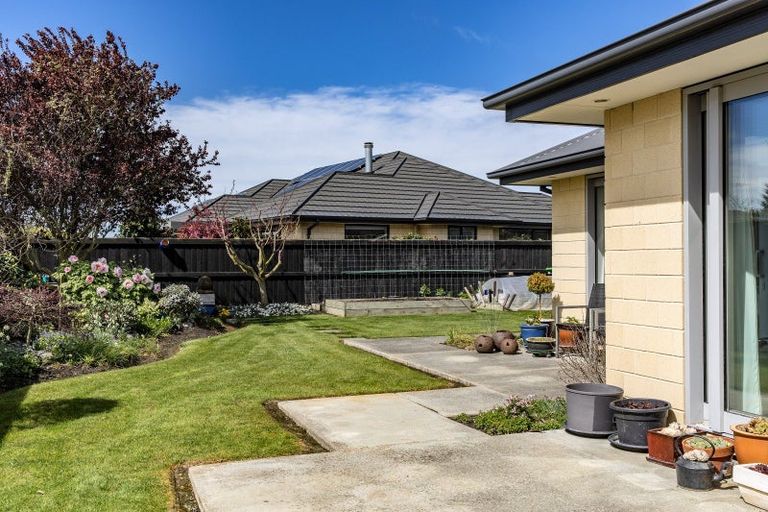 Photo of property in 20 Churchill Drive, Rangiora, 7400