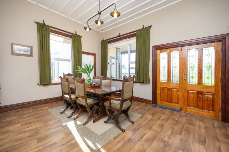 Photo of property in 658 Roberts Line, Kelvin Grove, Palmerston North, 4470