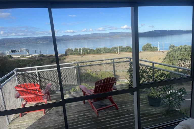 Photo of property in 23/2 Onslow Road, Khandallah, Wellington, 6035