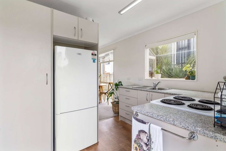 Photo of property in 74a Tiraumea Drive, Pakuranga, Auckland, 2010