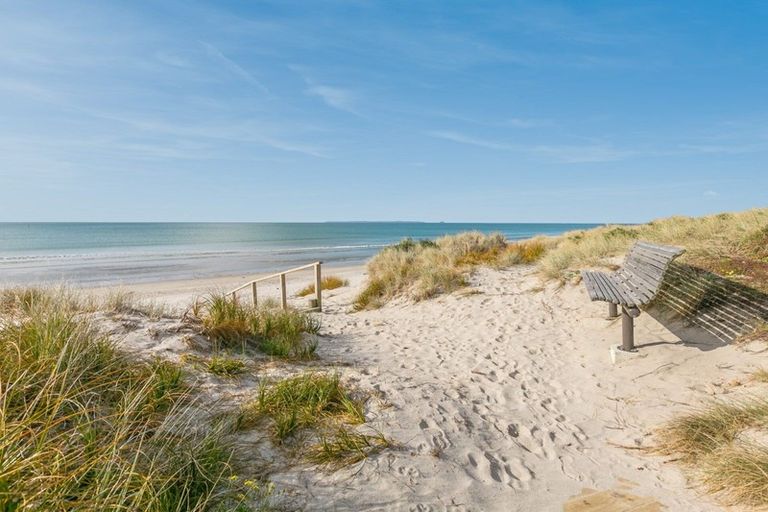 Photo of property in 1/105 Gloucester Road, Mount Maunganui, 3116