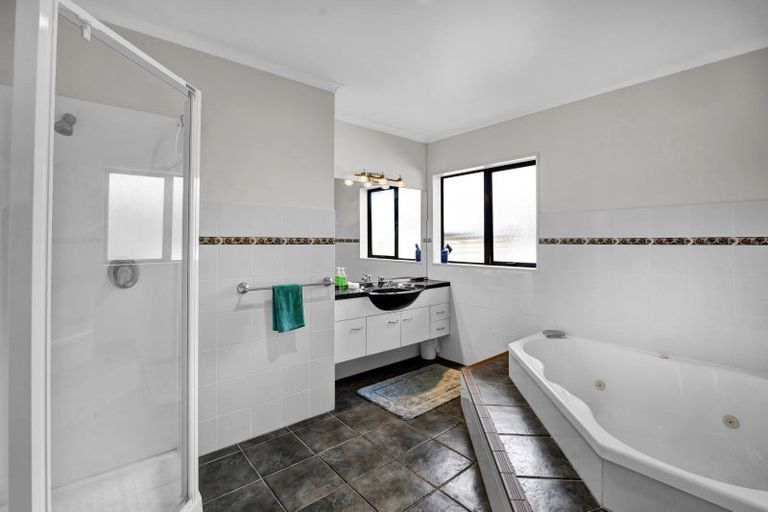 Photo of property in 97 Parklands Avenue, Bell Block, New Plymouth, 4312