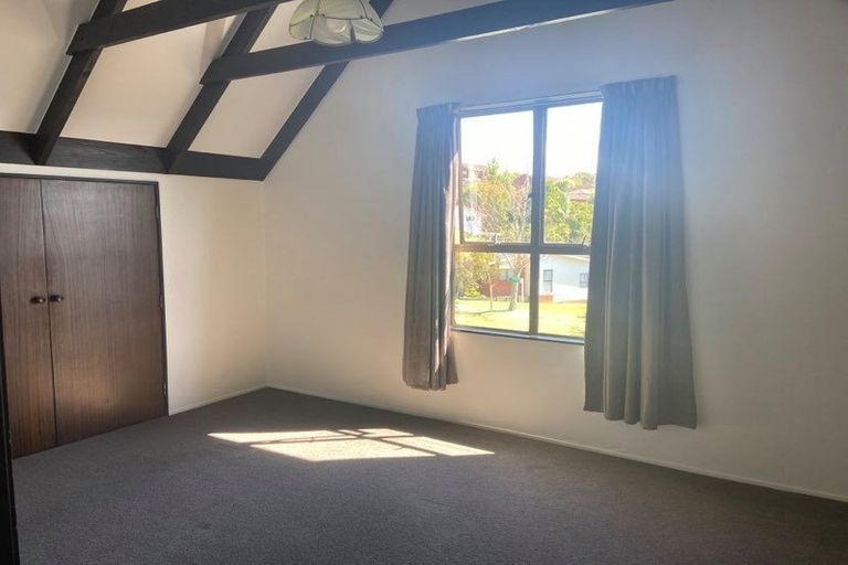 Photo of property in 1/27 Weetman Drive, Browns Bay, Auckland, 0630