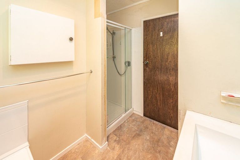 Photo of property in 35 Karyn Street, Castlecliff, Whanganui, 4501