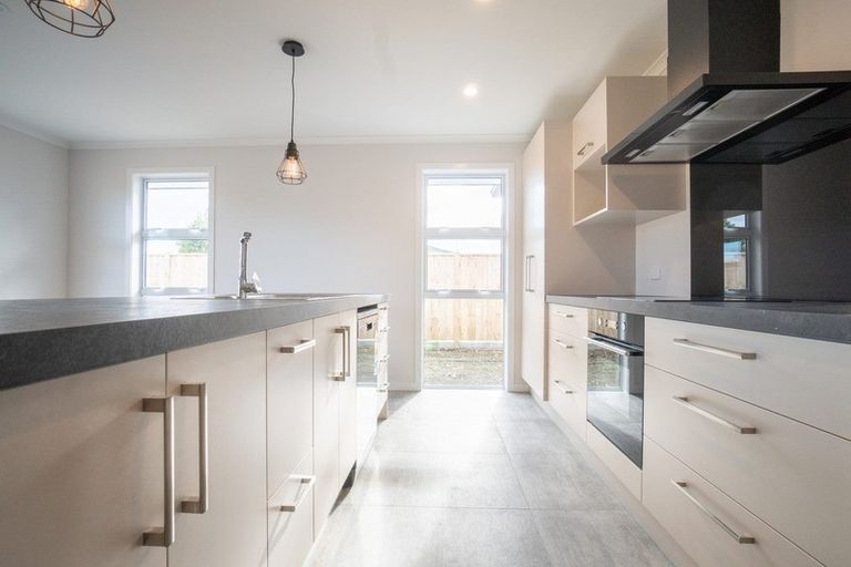 Photo of property in 42 Lombard Street, Palmerston North, 4410