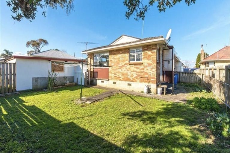 Photo of property in 3/152 Lincoln Road, Henderson, Auckland, 0610