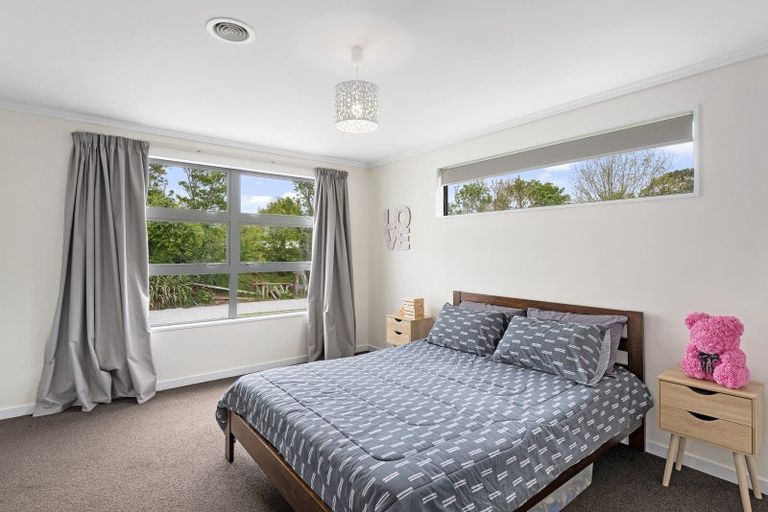 Photo of property in 184 High Street, Oxford, 7430