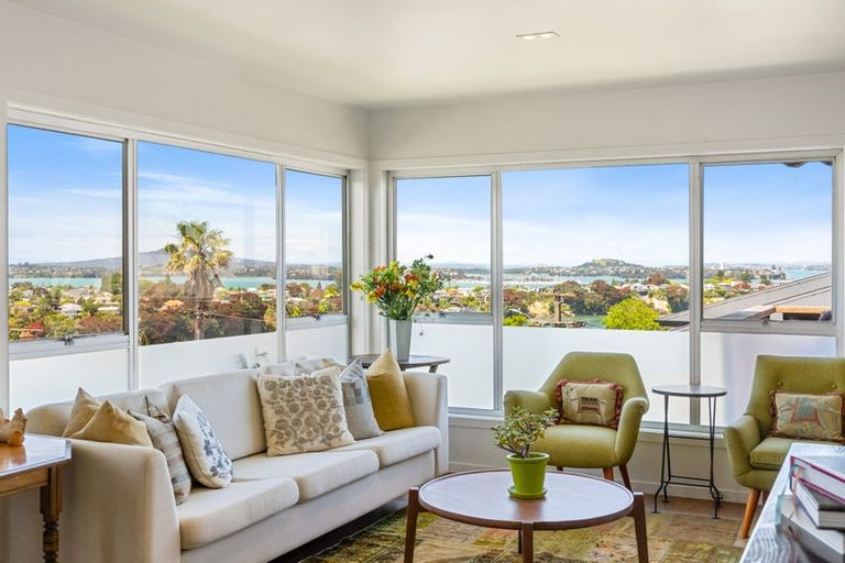 Photo of property in 38 Hinemoa Street, Birkenhead, Auckland, 0626