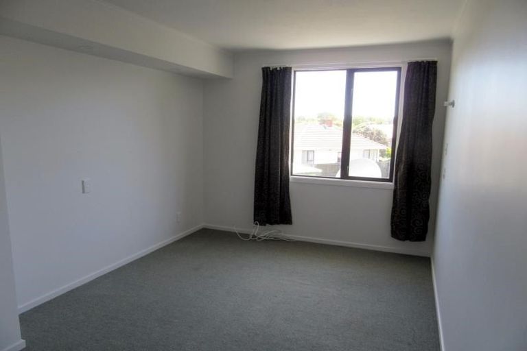 Photo of property in 146a Yaldhurst Road, Sockburn, Christchurch, 8042