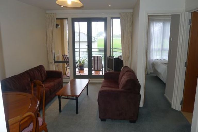 Photo of property in 3/80 Salamanca Road, Kelburn, Wellington, 6012