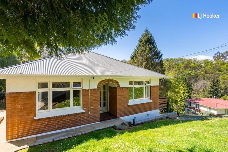 Photo of property in 43 Glen Road, Mornington, Dunedin, 9011