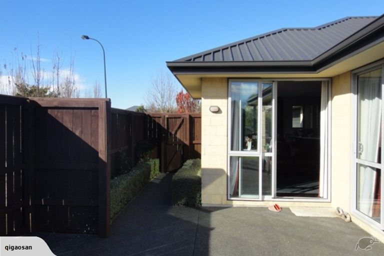 Photo of property in 12 Anglem Way, Northwood, Christchurch, 8051