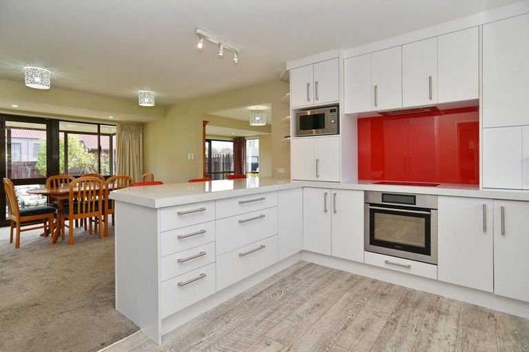 Photo of property in 68 Lakewood Drive, Burwood, Christchurch, 8083