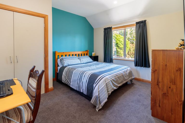 Photo of property in 33 Northview Crescent, Belleknowes, Dunedin, 9011