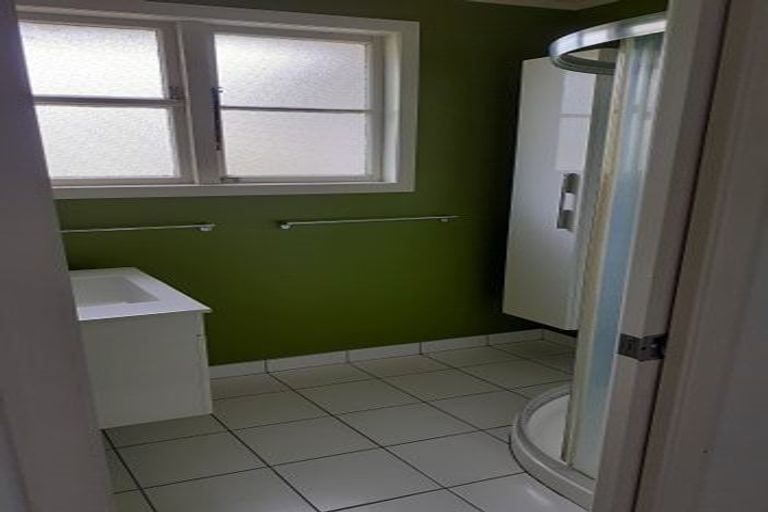 Photo of property in 39 Kenney Crescent, Fairfield, Hamilton, 3214