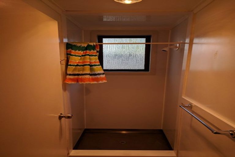 Photo of property in 39 Tennis Court Road, Raumati South, Paraparaumu, 5032