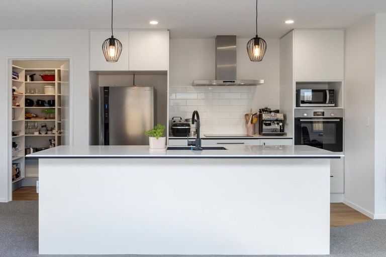 Photo of property in 14 Ned Place, Halswell, Christchurch, 8025