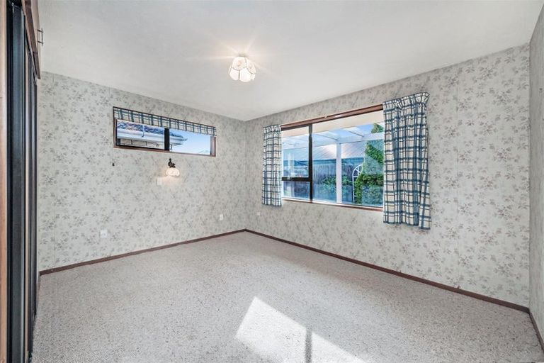 Photo of property in 3/22 Lake Terrace Road, Burwood, Christchurch, 8061