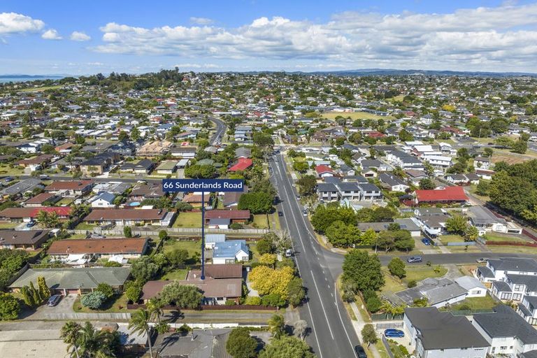Photo of property in 66 Sunderlands Road, Half Moon Bay, Auckland, 2012
