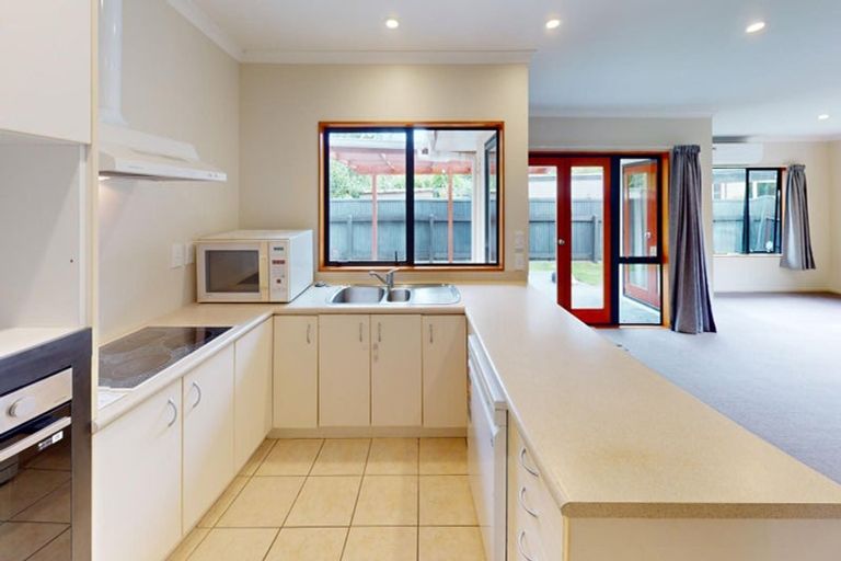 Photo of property in 5a Franklin Avenue, Hokowhitu, Palmerston North, 4410