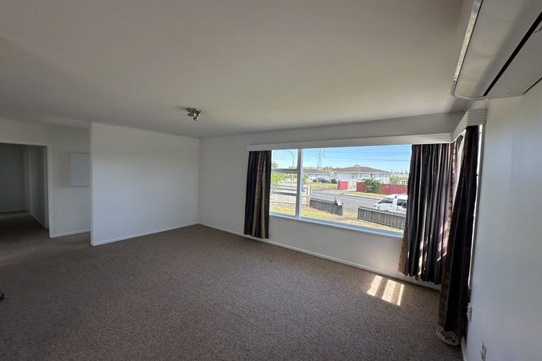 Photo of property in 80 Chichester Drive, Rosehill, Papakura, 2113