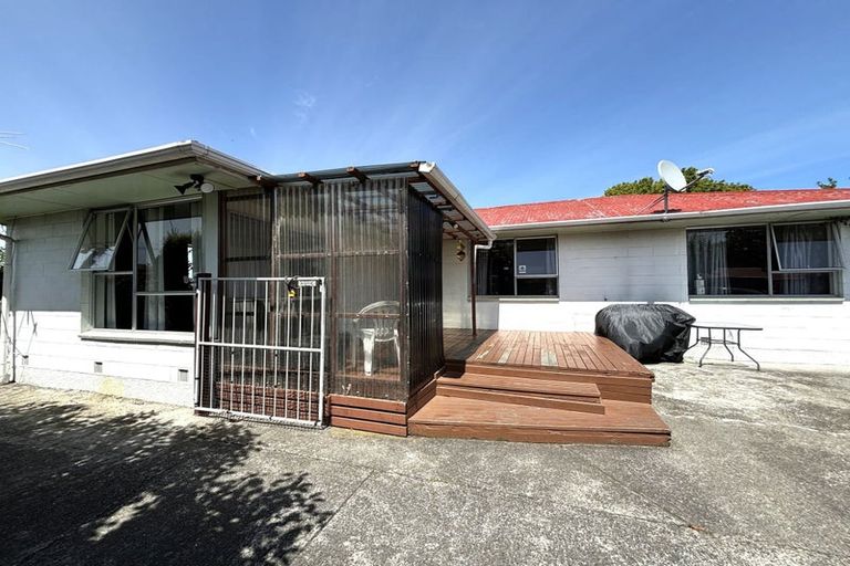 Photo of property in 161 Withells Road, Avonhead, Christchurch, 8042