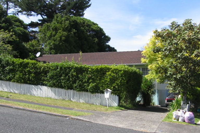 Photo of property in 21 Wilkinson Way, Browns Bay, Auckland, 0630