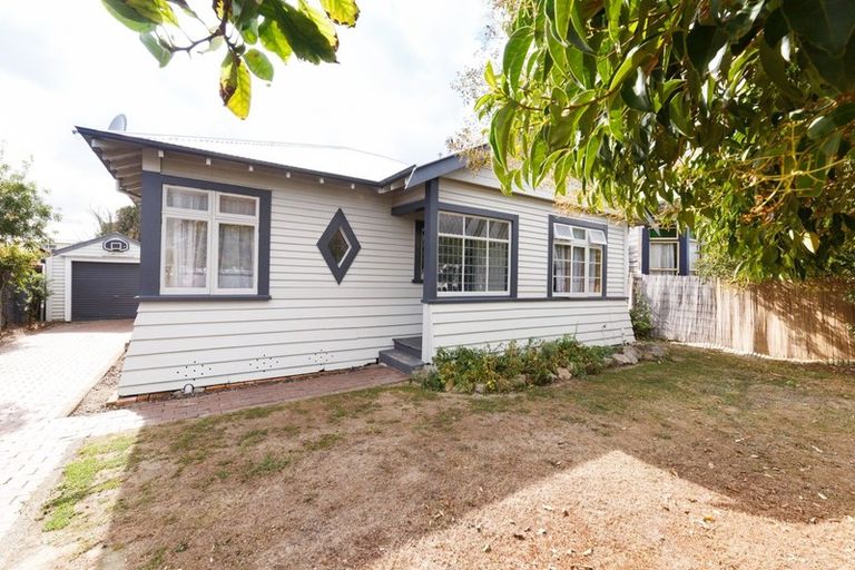 Photo of property in 7 Lyndhurst Street, Takaro, Palmerston North, 4412