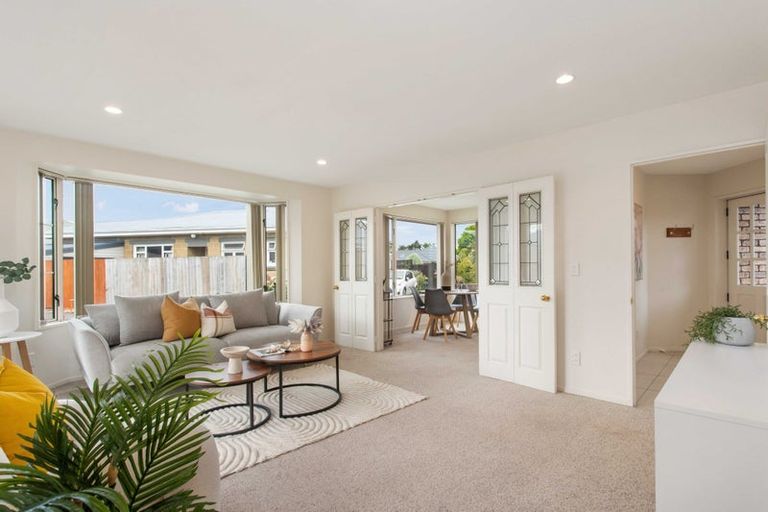 Photo of property in 15 Ashmore Lane, Strowan, Christchurch, 8052