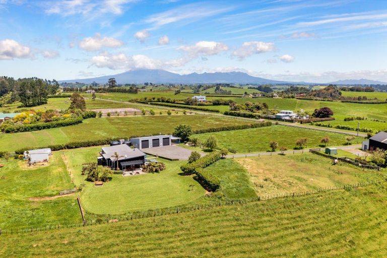Photo of property in 193 Ackworth Road, Lepperton, New Plymouth, 4373