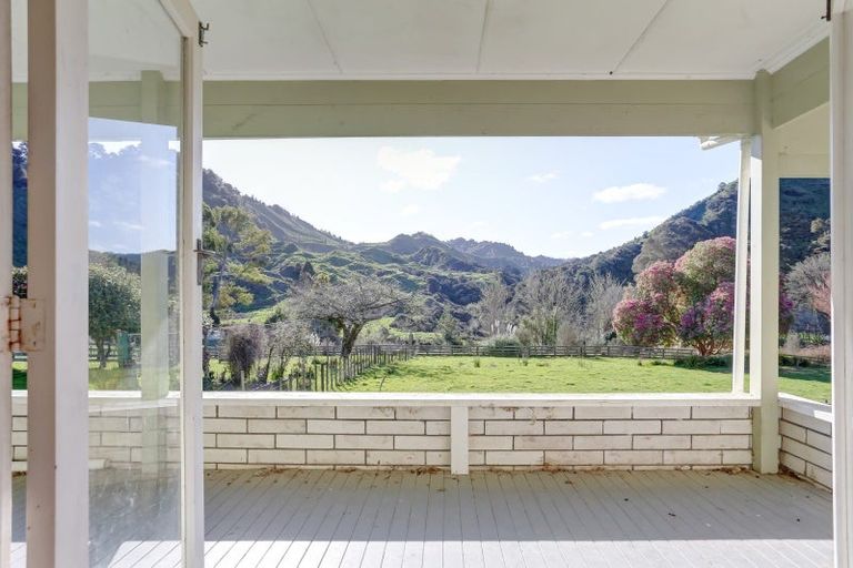 Photo of property in 868 Makakaho Road, Ngamatapouri, Whanganui, 4588