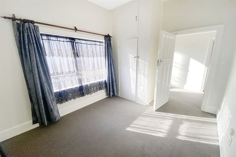 Photo of property in 1/9 Defoe Place, Waltham, Christchurch, 8023