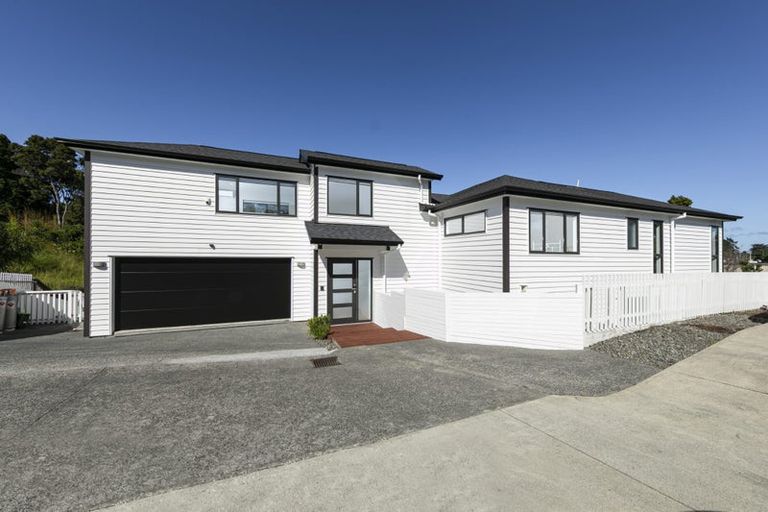 Photo of property in 8c Albany Highway, Greenhithe, Auckland, 0632