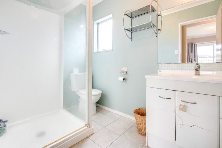 Photo of property in 27 Lyttelton Crescent, Tamatea, Napier, 4112