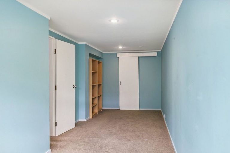 Photo of property in 24a Gurkha Crescent, Khandallah, Wellington, 6035