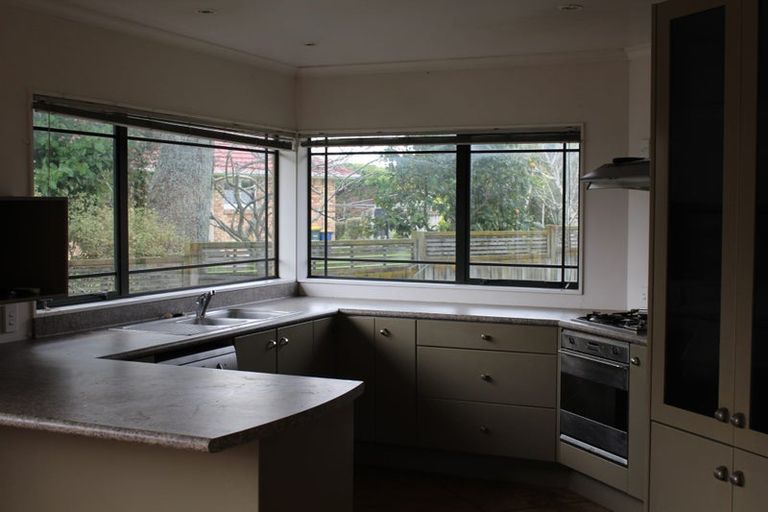 Photo of property in 34a Amberley Avenue, Te Atatu South, Auckland, 0610