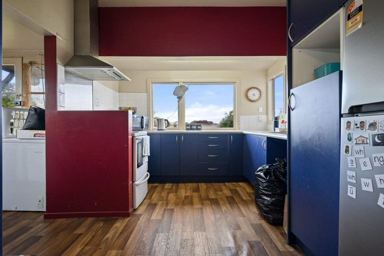 Photo of property in 181 Bowhill Road, New Brighton, Christchurch, 8083