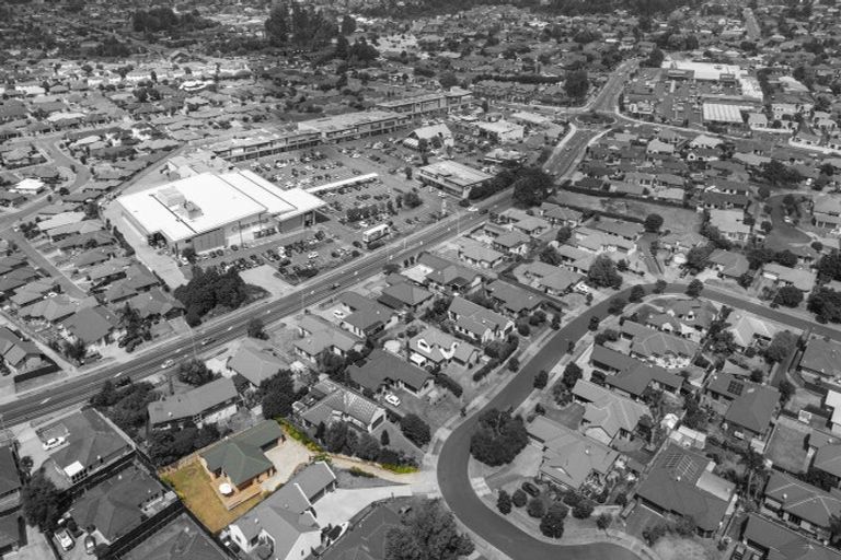 Photo of property in 32 Cranbrook Place, Rototuna North, Hamilton, 3210