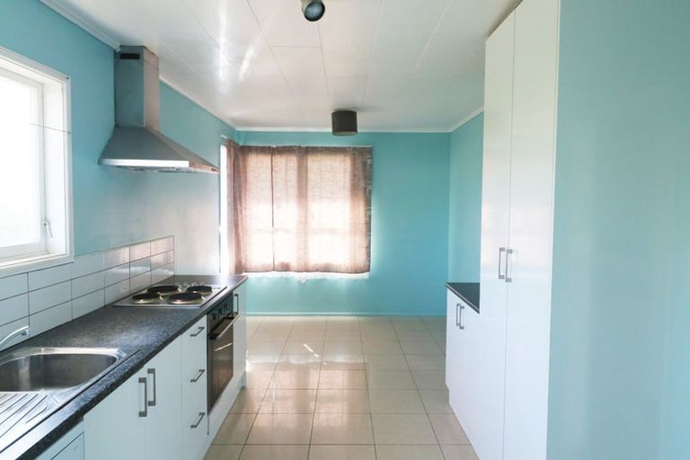 Photo of property in 2 Mervan Street, Mangere East, Auckland, 2024