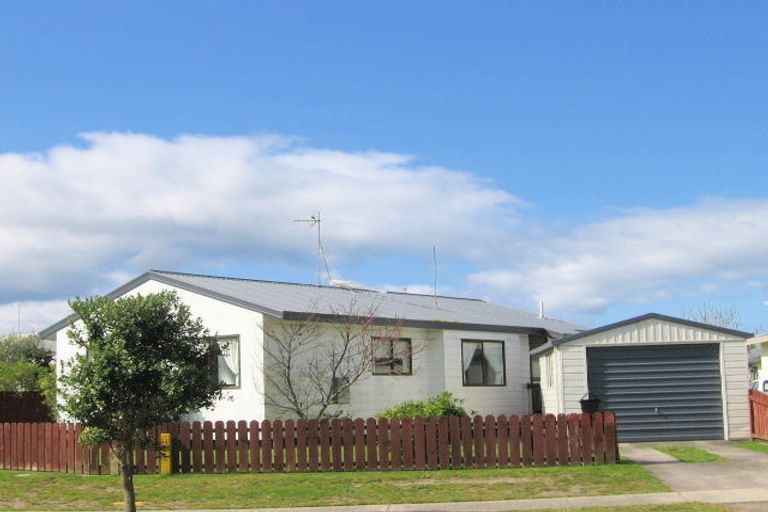 Photo of property in 6a Belray Place, Papamoa Beach, Papamoa, 3118