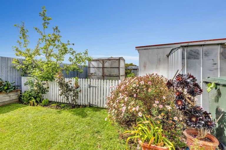 Photo of property in 84 Broadway, Stratford, 4332