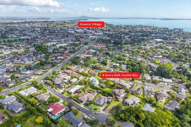 Photo of property in 8 Kerry Dell, Cockle Bay, Auckland, 2014